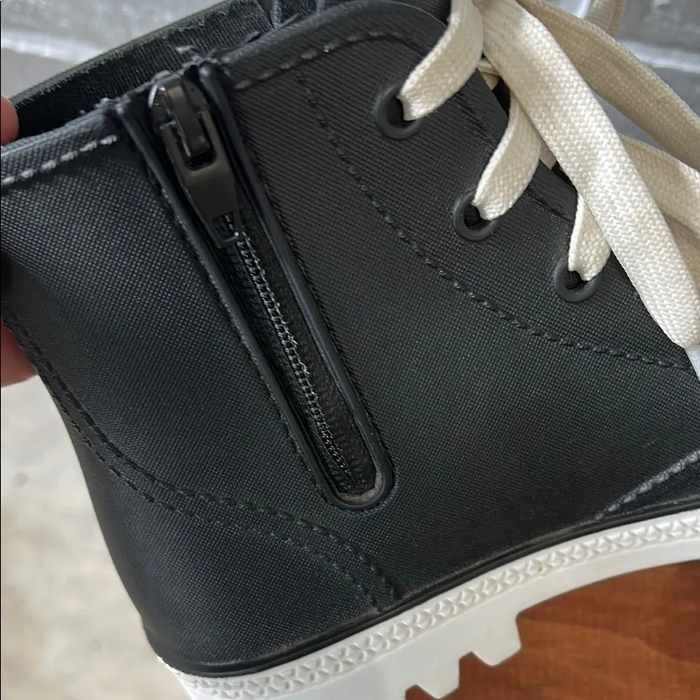 Undercover Black and White Rainker High - Image 8