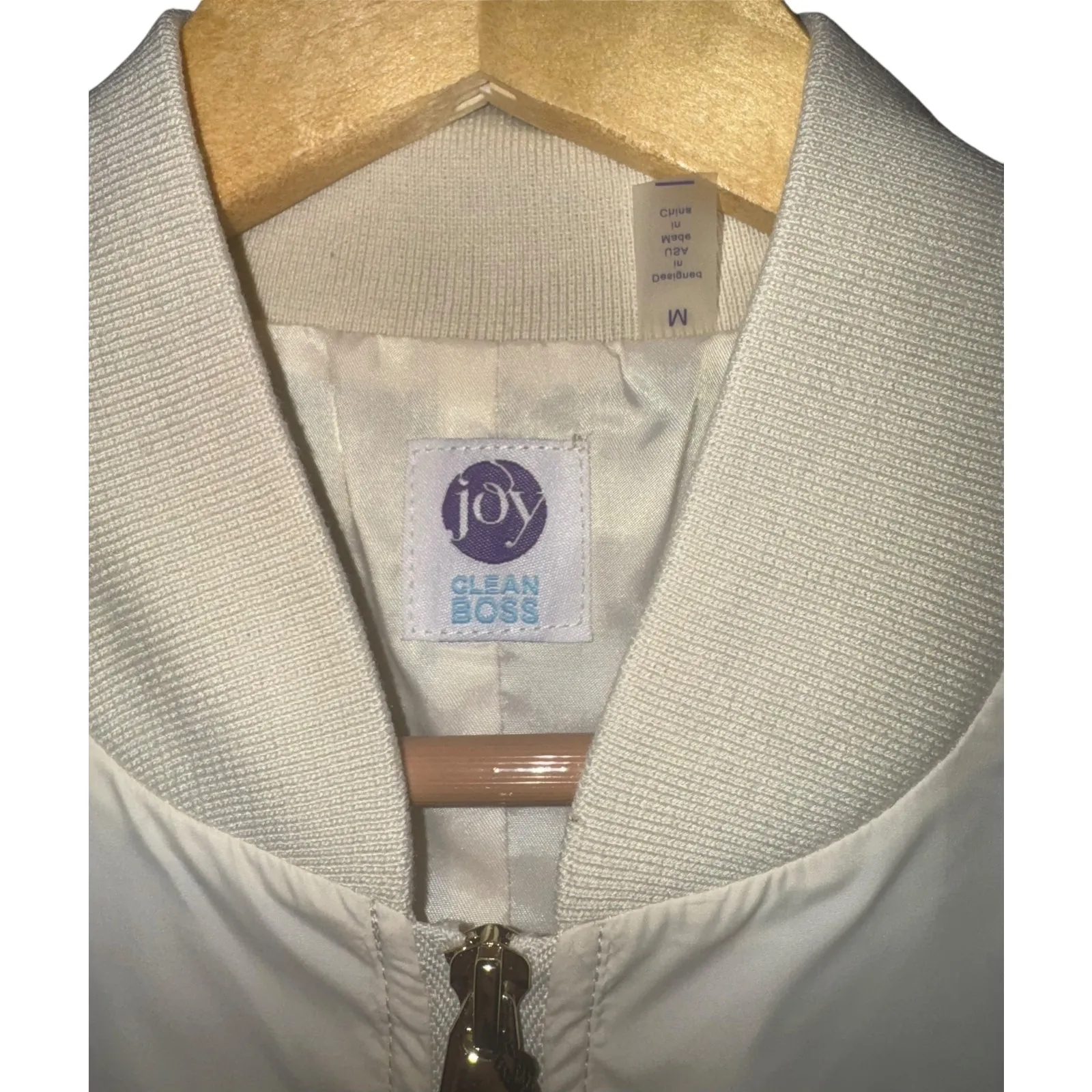 New Joy Clean Boss Performance Bomber Jacket Womens Medium Cream Preppy Classic - Image 5