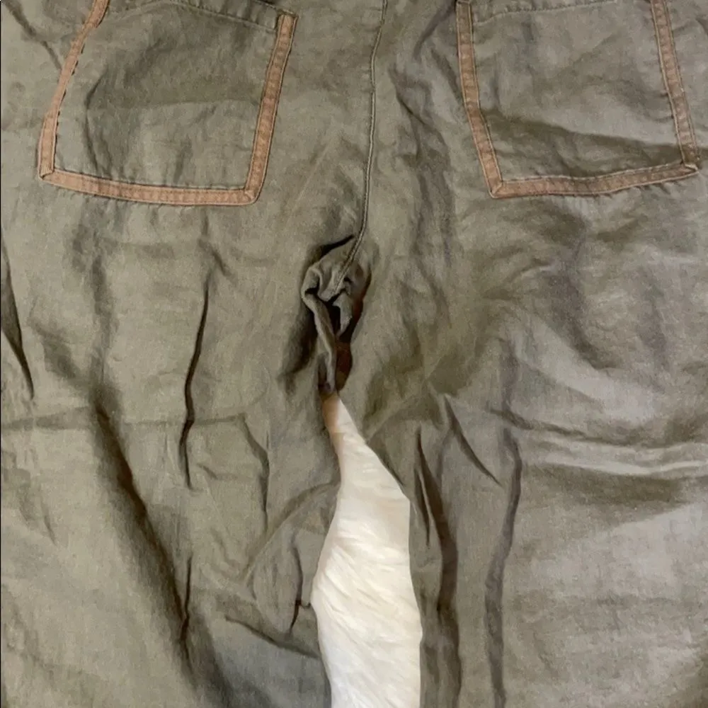 Old Navy Thin Lightweight Capri Pants 12 - Image 11