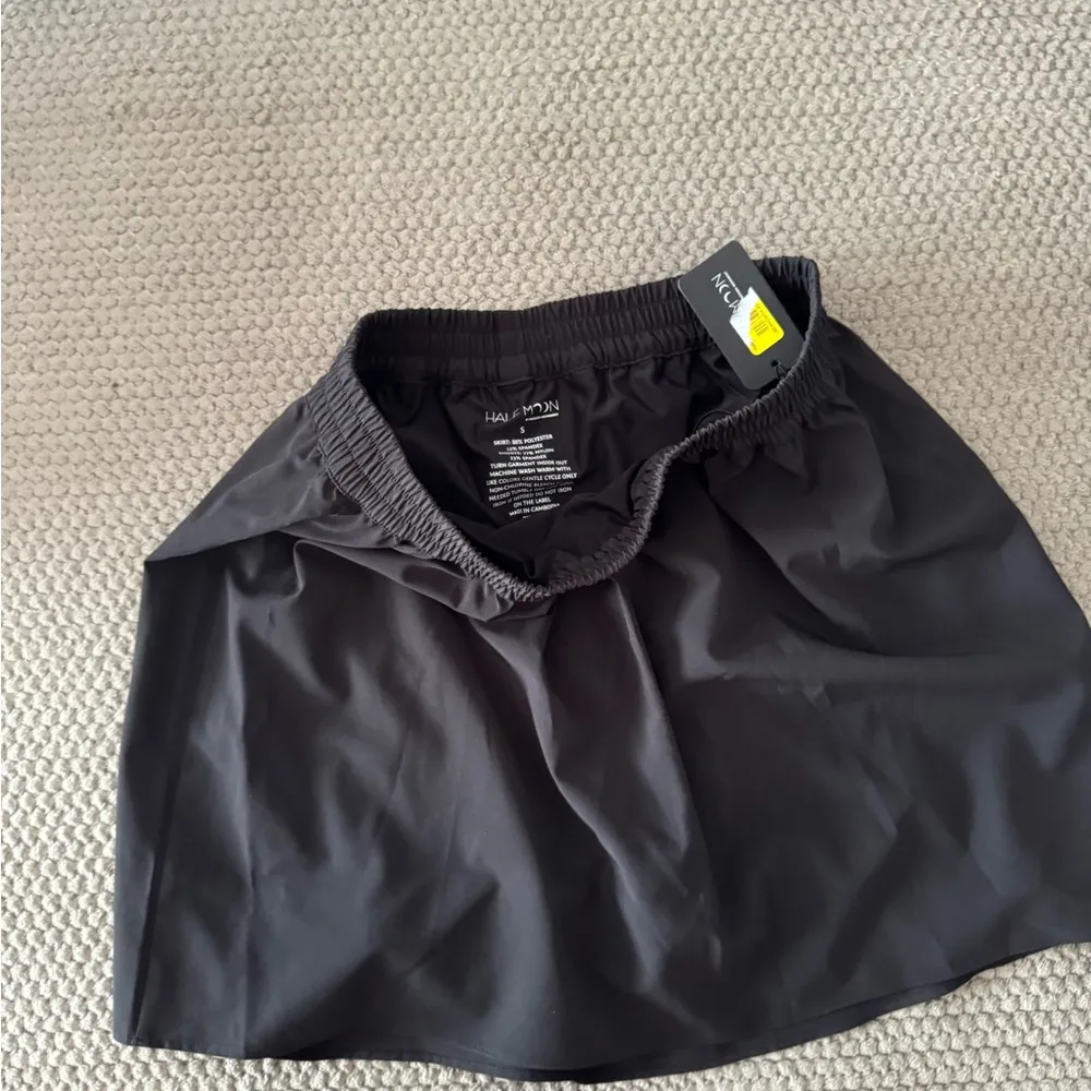 Black skirt for working out new - Image 2