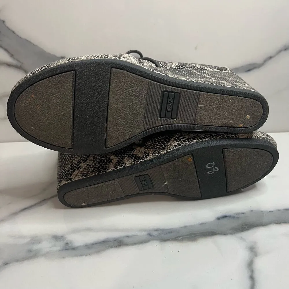 TOMS | Women's Black Brown Reptile Print Lace-Up Short Wedge Bootie Sz 9 - Image 8
