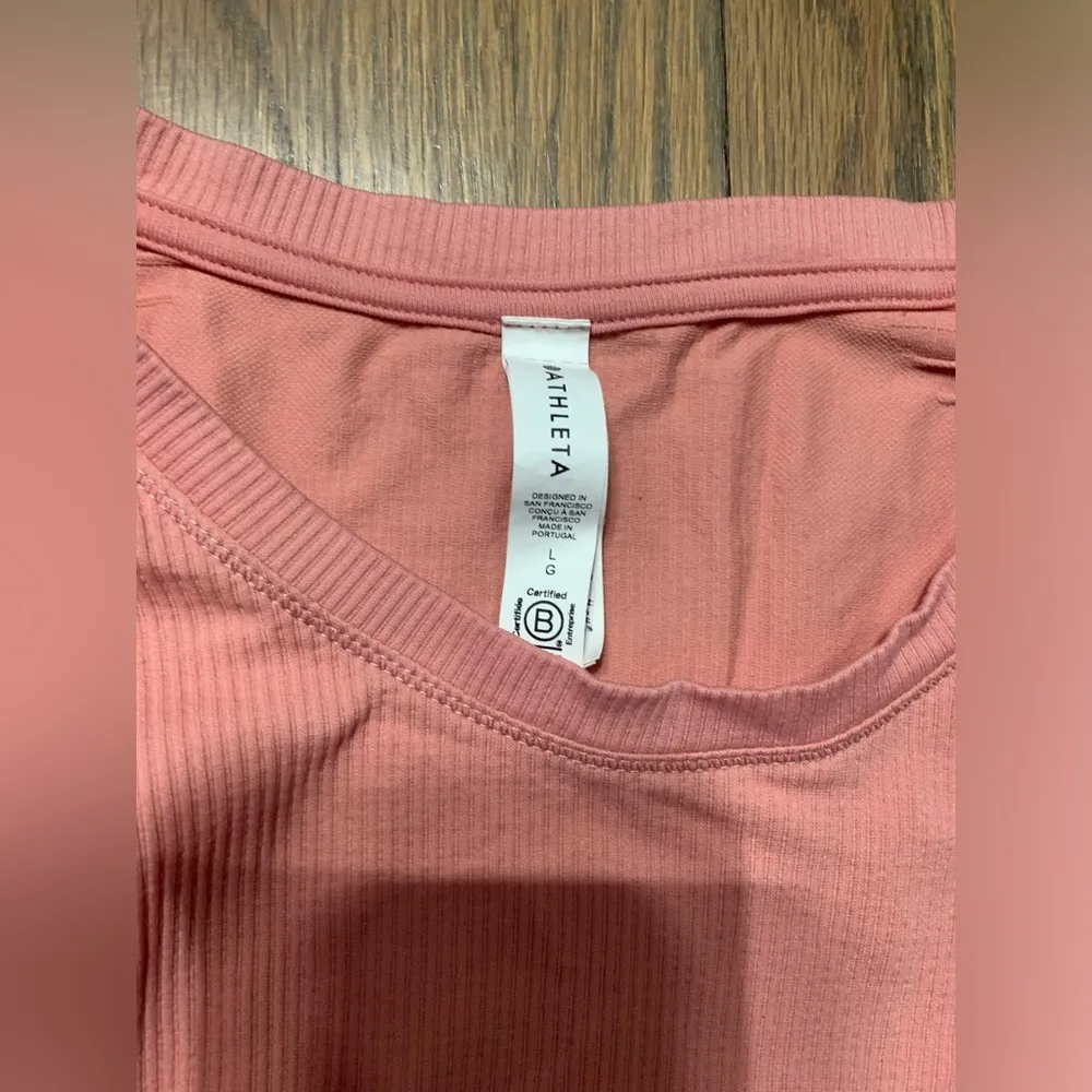 Athleta long sleeve large - Image 4