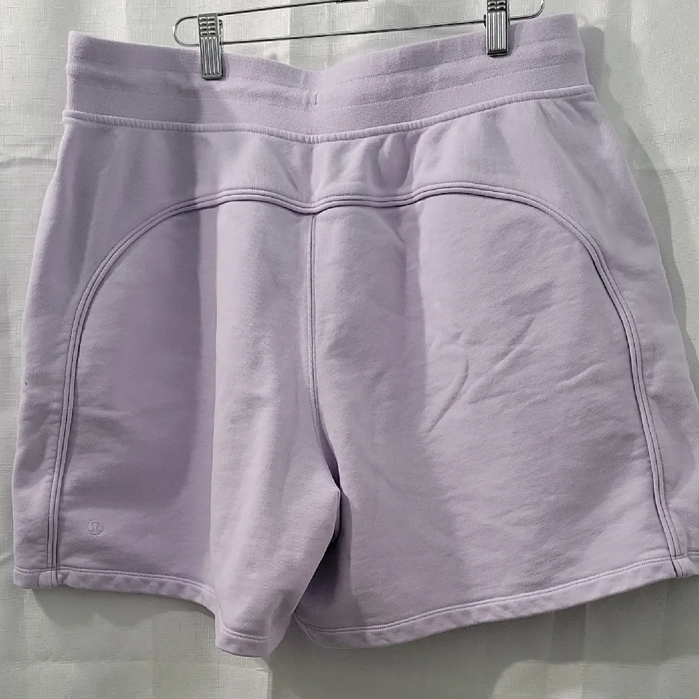 Lululemon All Yours High Rise Lavender Women's Shorts 100% Cotton Size 14 - Image 3
