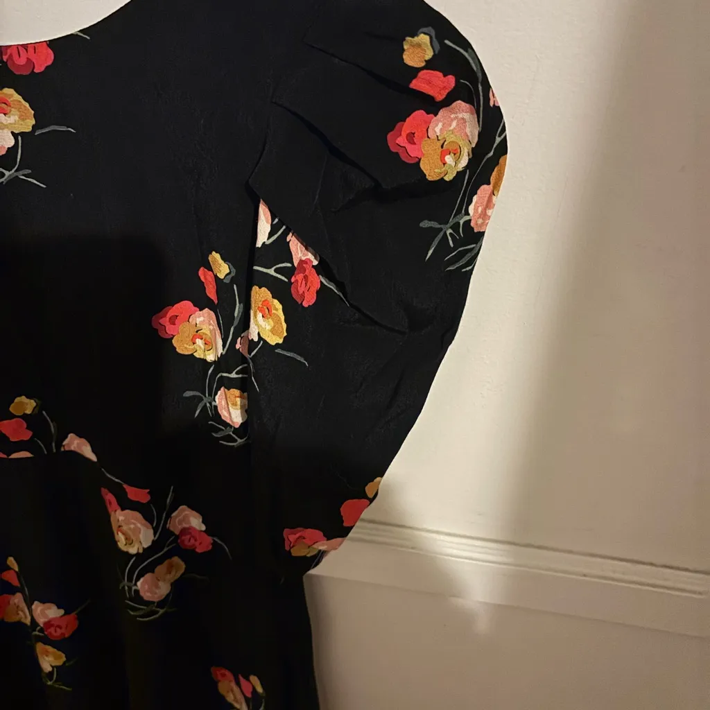 Zara Black Dress with Colorful Floral Design - Image 9
