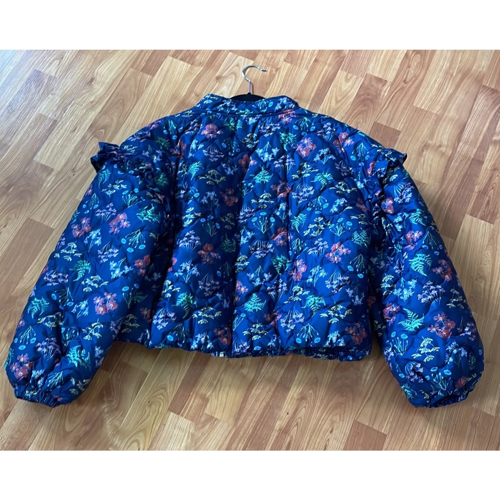 Eloquii  Puffer Jacket‎ - Image 5