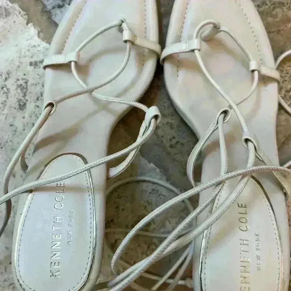 Kenneth Cole Belinda Sandal Size 10 - Image 2