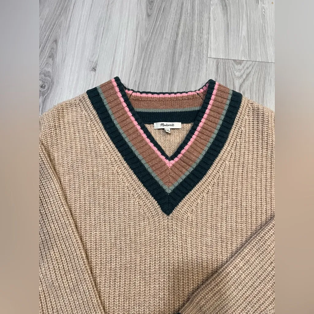 medewell Women Beige V - Image 4