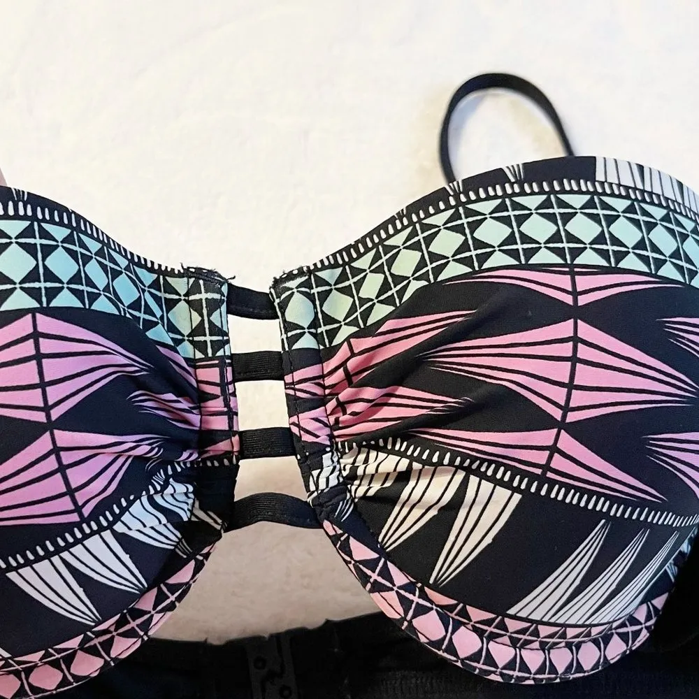 Geometric Print Bikini Top Size 12 - Image 3