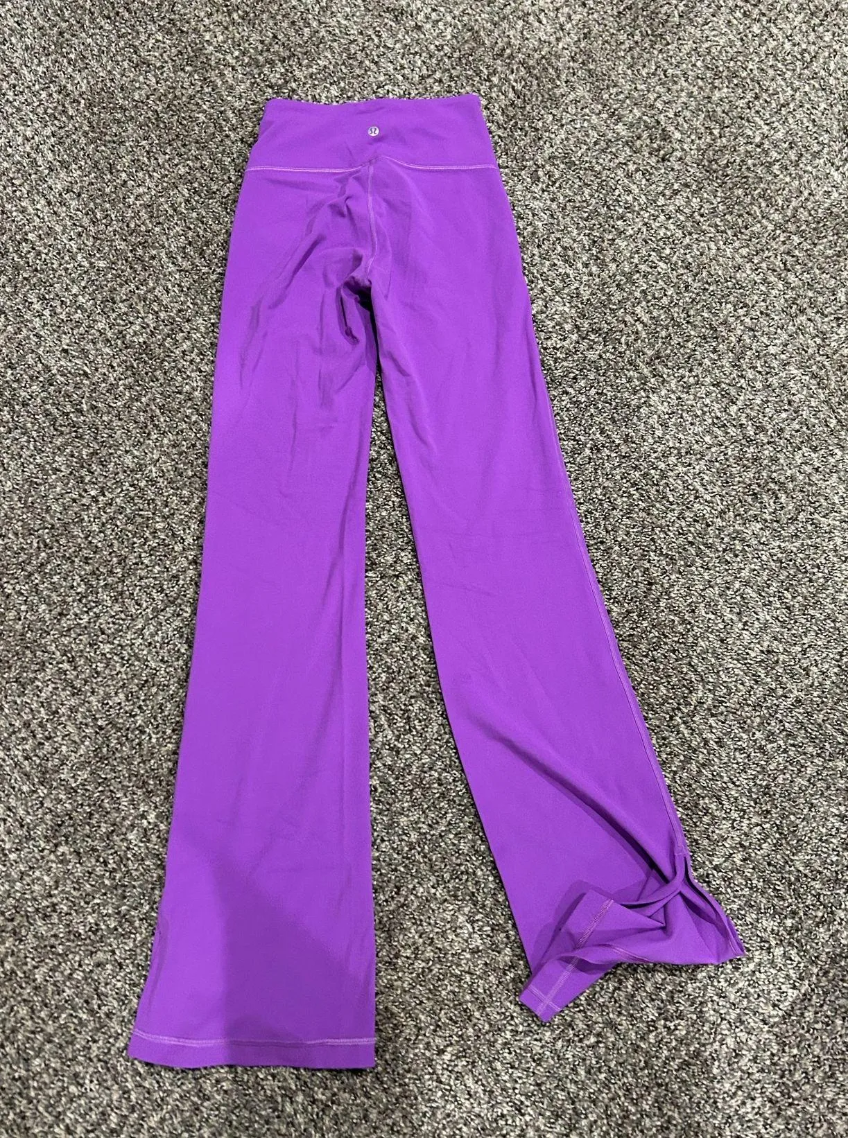 Lululemon Leggings flare - Image 2