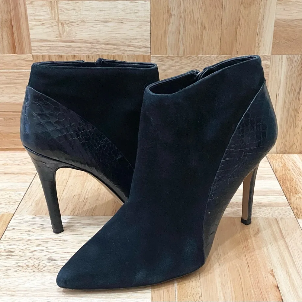 Vince Camuto “Kasi” Black Suede & Croc Leather Heeled Bootie Size 7 - Image 3