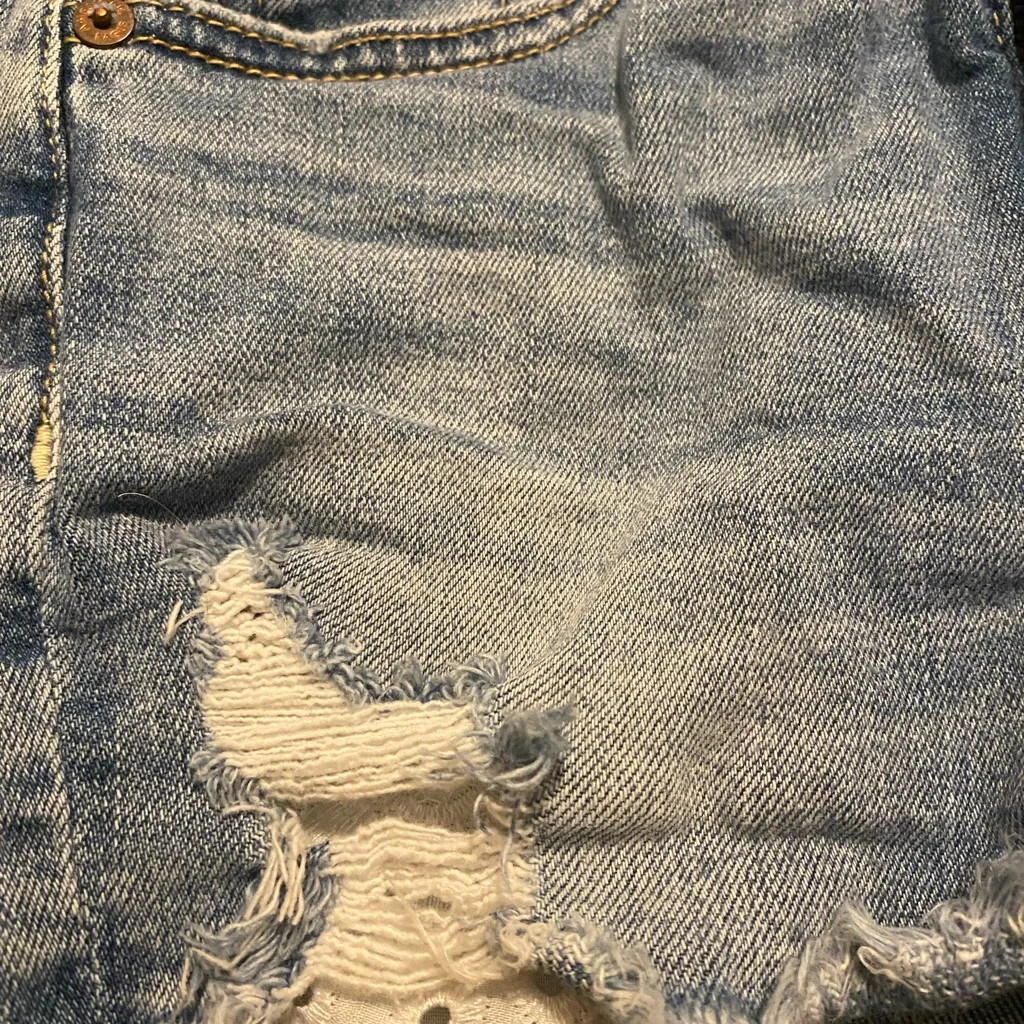 American Eagle Distressed Denim Shorts Size 0 Blue - Image 3