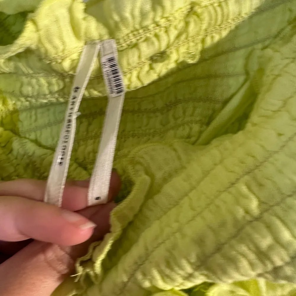 ANTHROPOLOGIE Smocked Gauze Lime Green Ruffled Women's maxi dress - Image 7