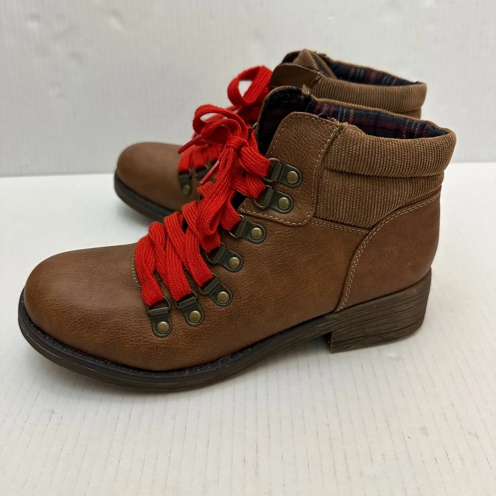 Sugar Faux Leather‎ Ankle Boots Womens 8 Roma Boots Red Laces and Plaid Lining Brown - Image 6