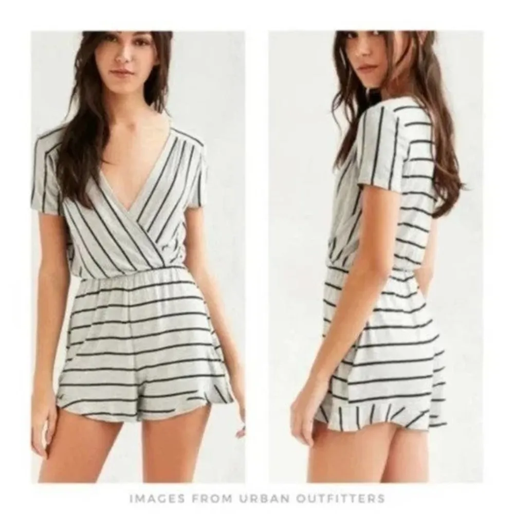 Urban Outfitters Kimchi Blue Gray Black Stripe Surplice Faux Wrap Romper‎ - S - Image 2