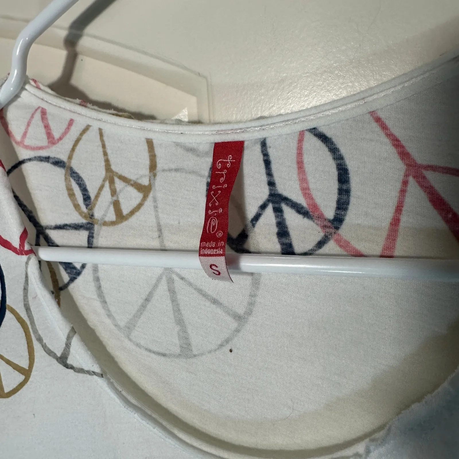 Trixie Y2K Peace Sign Graphic Long Sleeve Top Embroidered Beaded Love Small White - Image 2