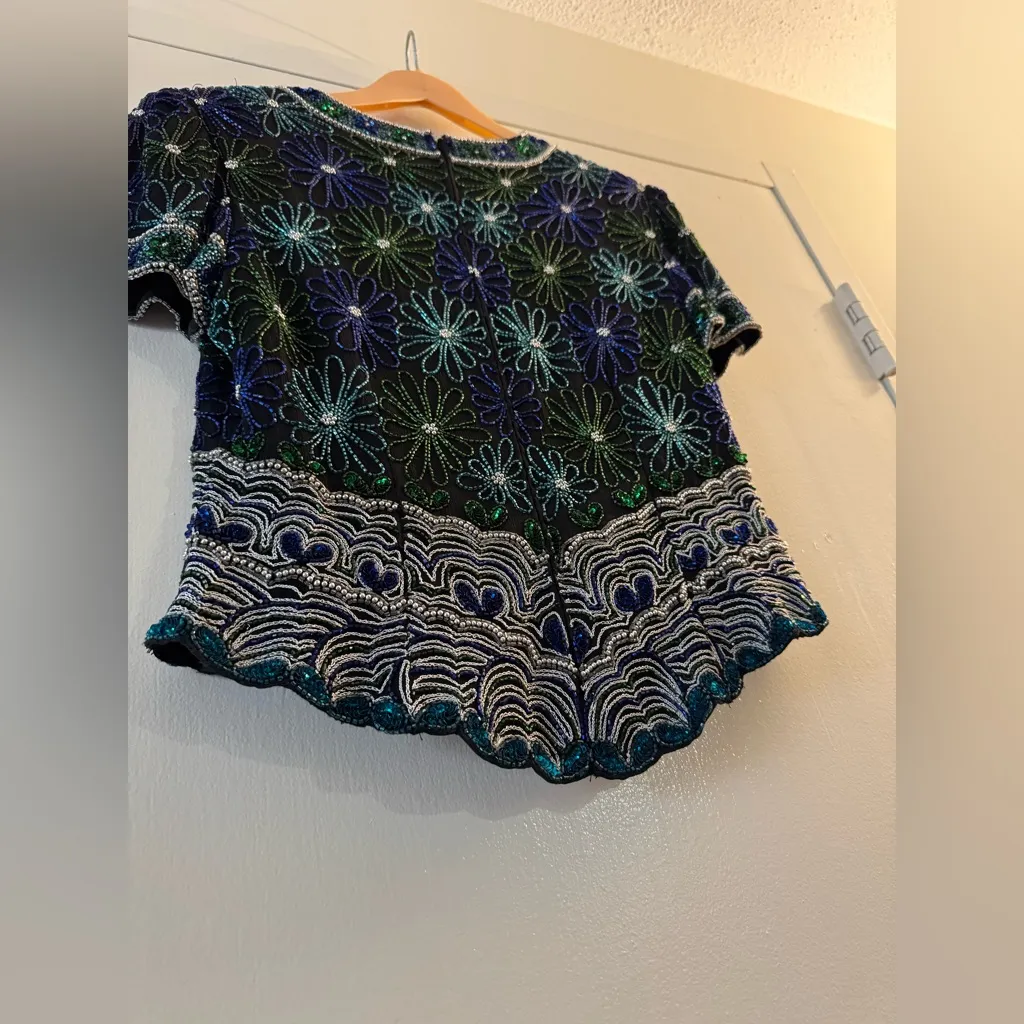 Vtg Laurence Kazar Women's Silk Sequins Beaded Evening Top - Blue/Green/Black - Image 5
