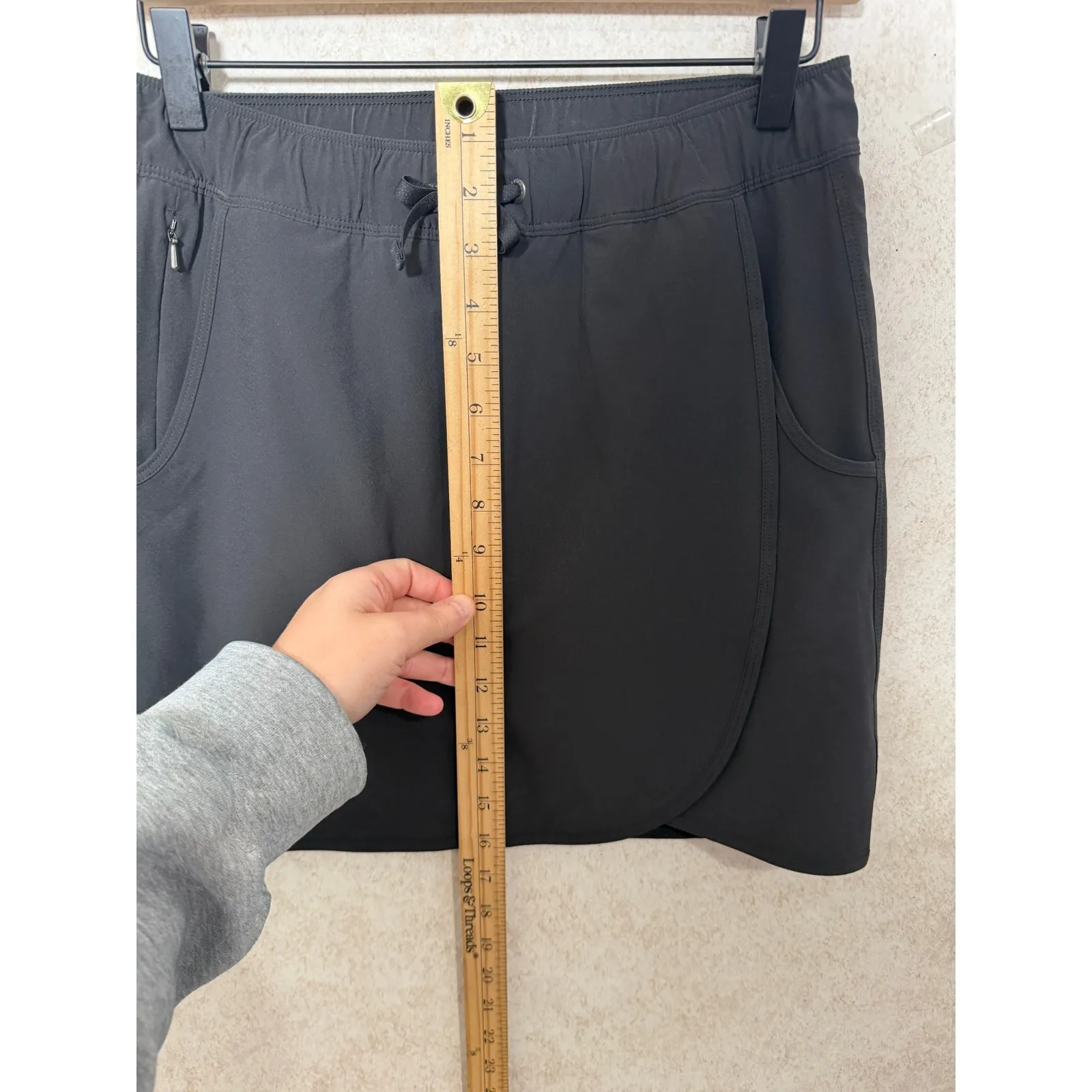 Patagonia Black Skort Size Small Athletic Skirt Shorts Hiking Tennis Golf Active - Image 5