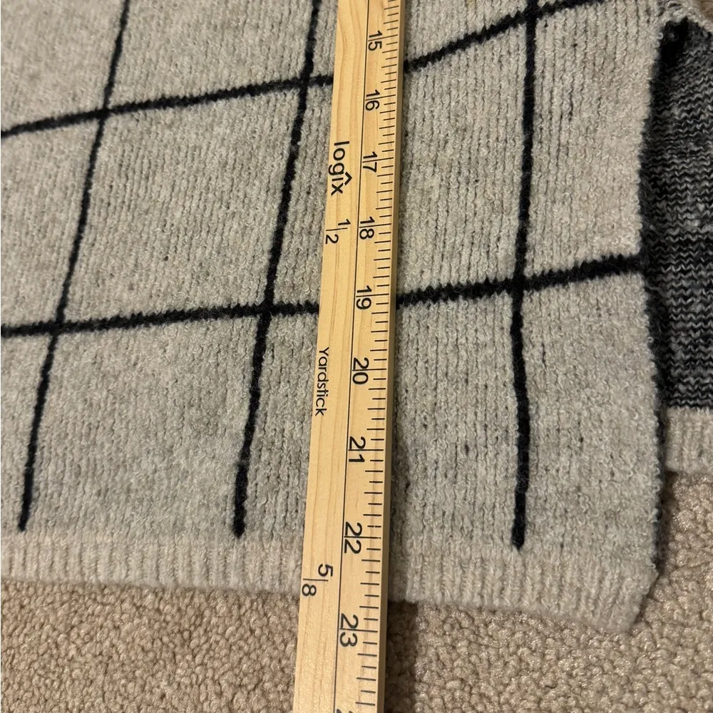 Madewell Merino Wool Turtleneck Sweater Size Medium Gray Black Plaid - Image 10