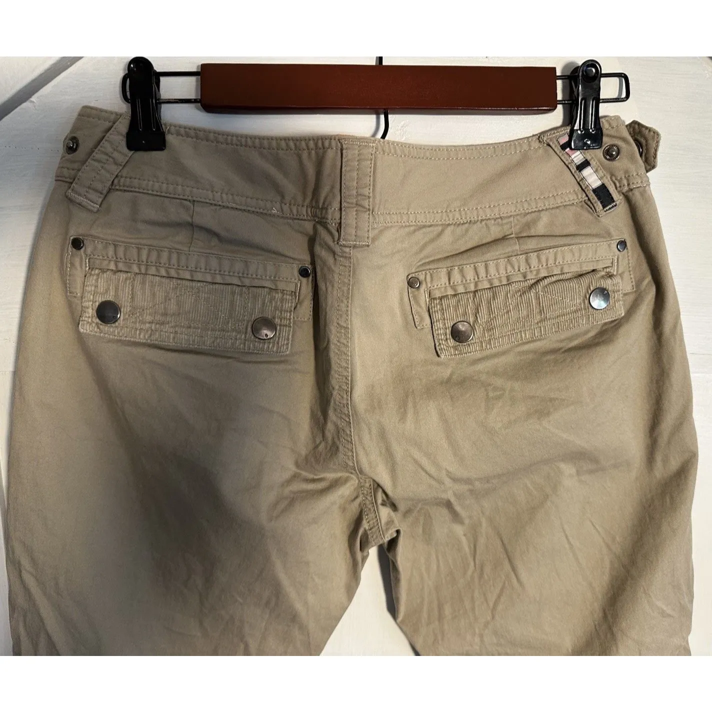 Triple Five Soul Women’s Sz 6 Khaki Cargo Capri Pants Streetwear Utility 90s Y2K Brown - Image 5