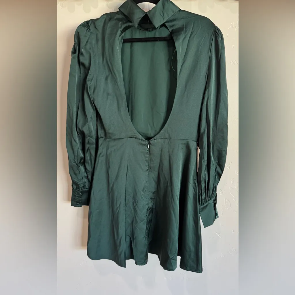 Bardot Milano Satin Mini Dress forest green size medium NWT - Image 13