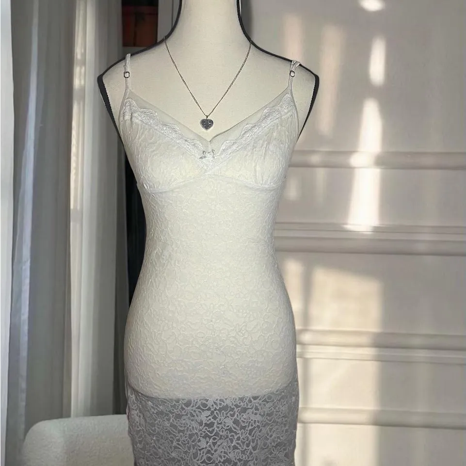 Vintage 2000s Victoria’s secret Elegant White Lace Slip Dress - Image 2