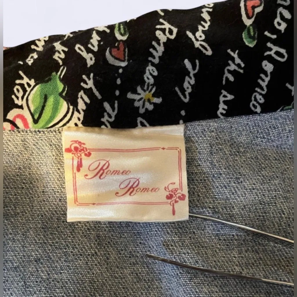 VTG Y2k Romeo Romeo Western Wear Denim Jean Vest Floral Accents Sz Small Blue - Image 5