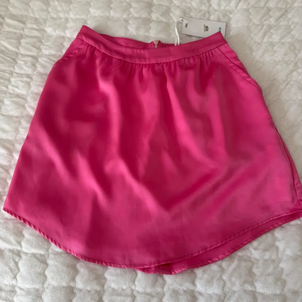 Koch “King” Skirt – Pink Satin Mini - Image 3