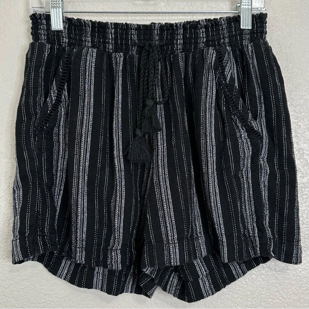 BRIGGS BUNDLE (3) Linen Blend Boho Summer Shorts, Sz Medium - Image 6