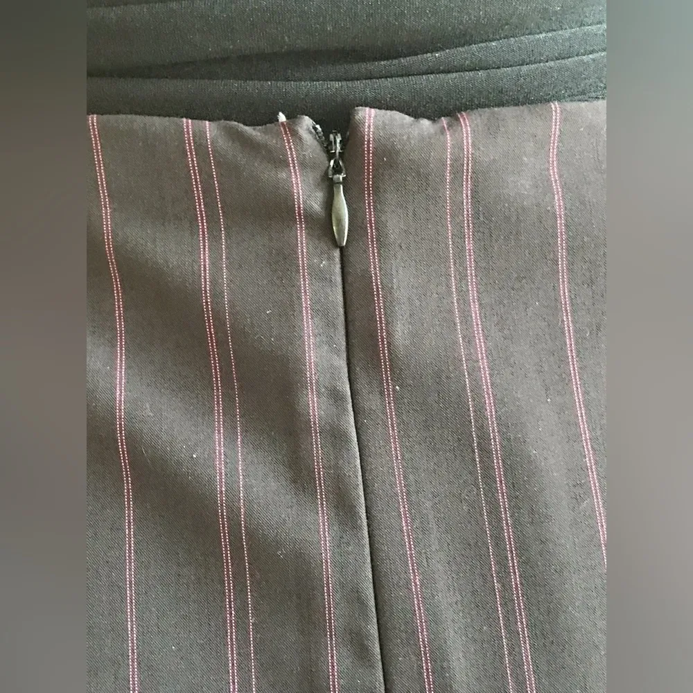 COPY - Nine & Company Black & Red Pin Stripe Skirt Zip In Back Sz. 12 - Image 5