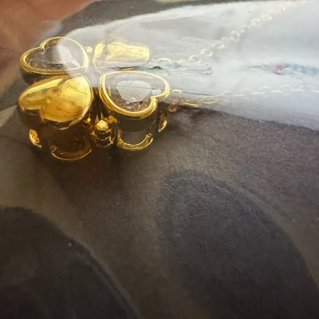 Gold Heart 4 leaf clover Pendant Necklace New - Image 3