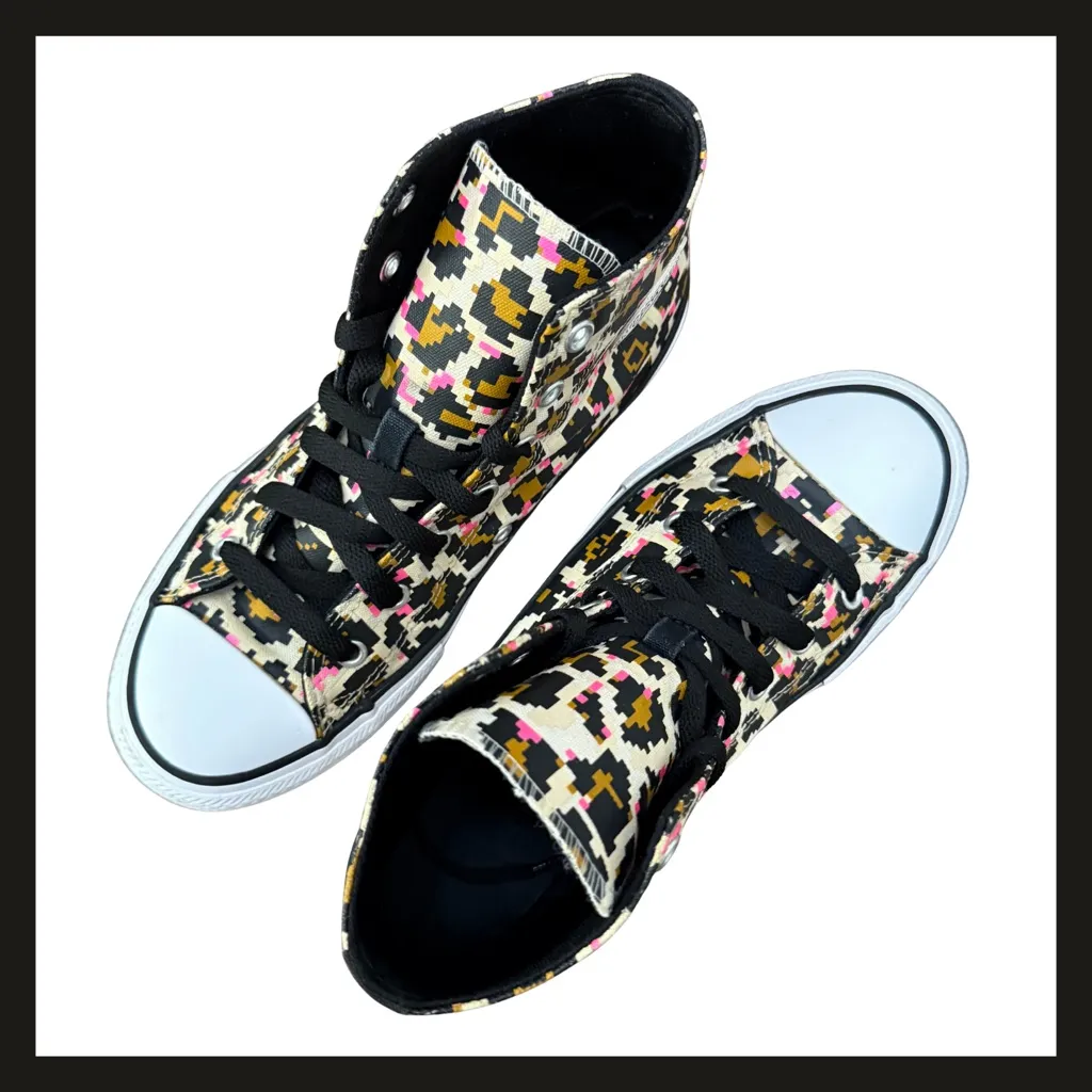 Converse Chuck Taylor All Star Pixel Leopard High Top Shoes Junior 5 Women’s 7 - Image 11