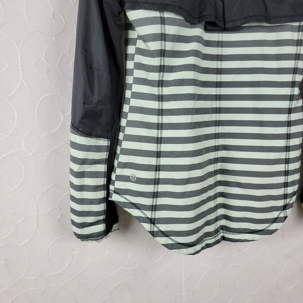 Lululemon Run Get Up And Glow Women Jacket Sz 4 Black Mint Reflective 360 Stripe - Image 5