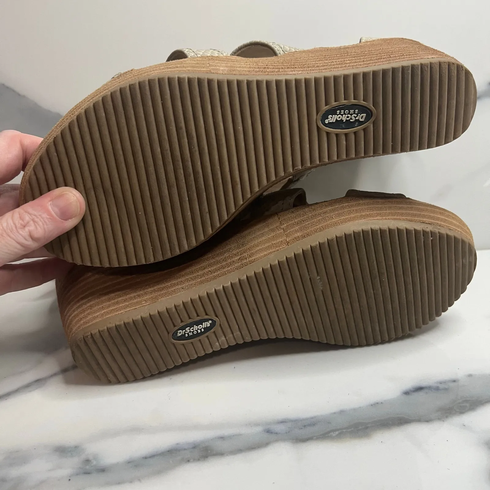 Dr Scholl's Women's Neutral Faux Leather Wedge Long Island Sandals Sz 7 EUC - Image 7