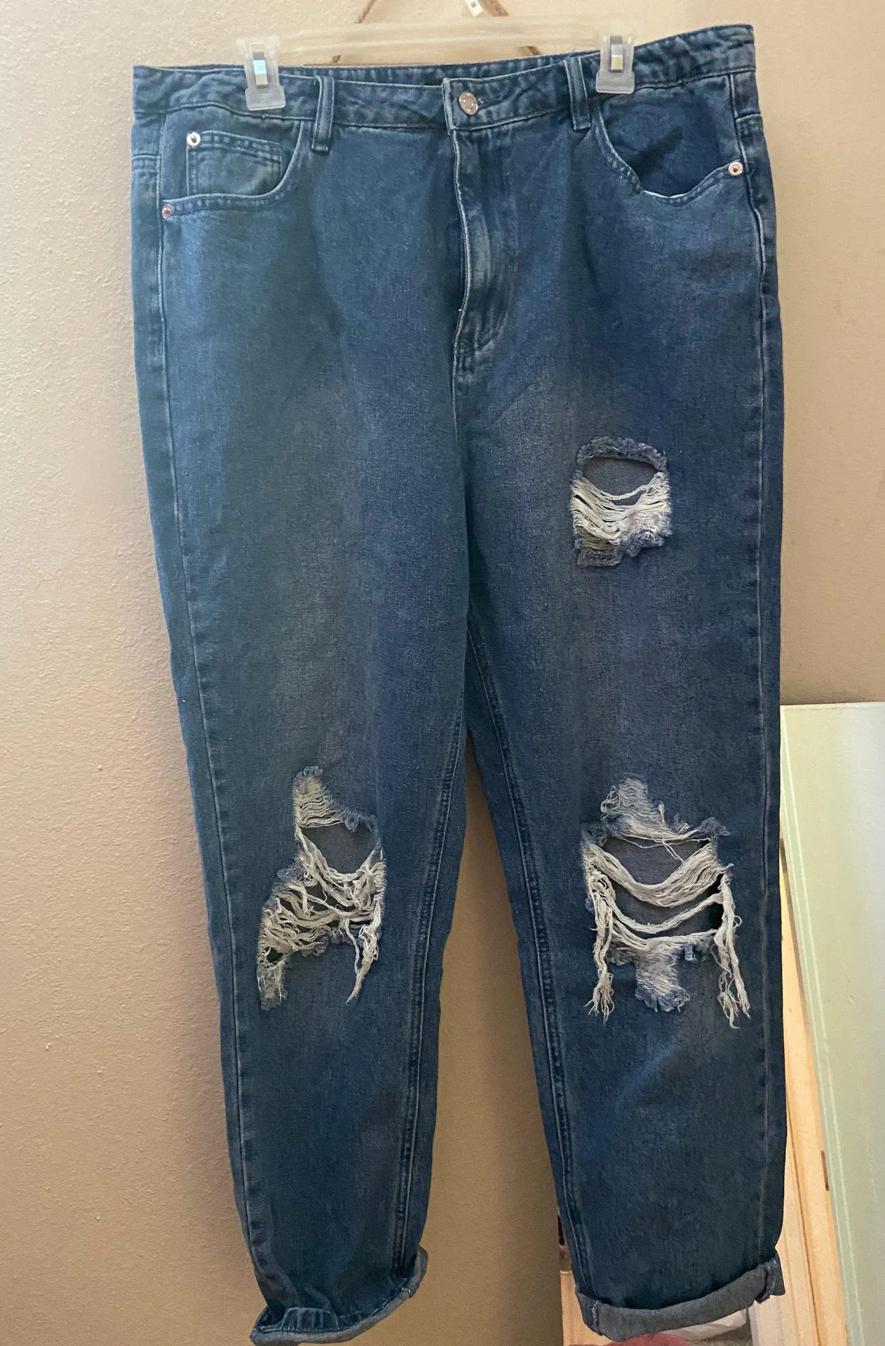 High Rise Mom Jeans - Image 2