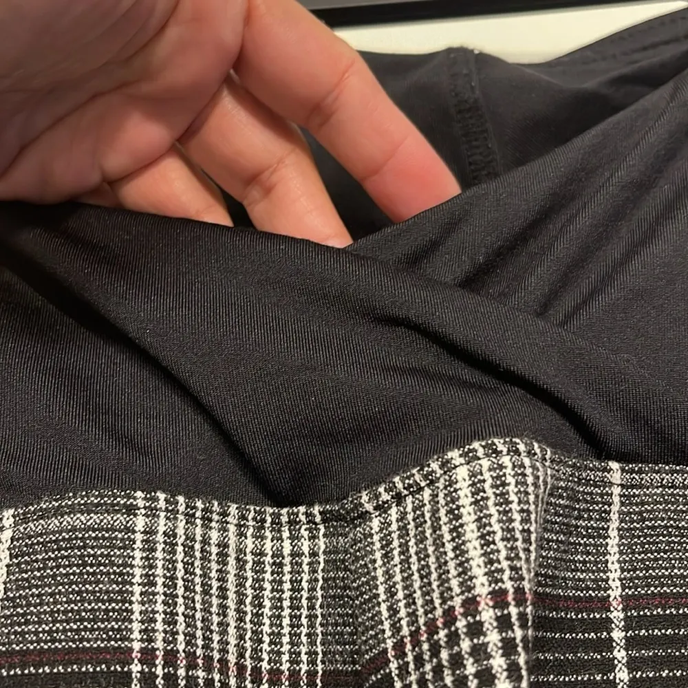 Maternity Isabel by Ingrid Black & White Plaid Crossover Pants Size 4 EUC #6443 - Image 5