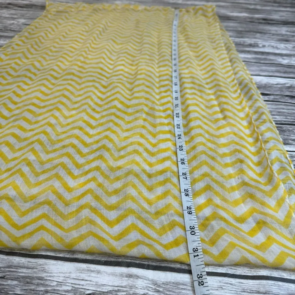 Unbranded Women's Infinity Neck Scarf Sheer Yellow White Chevron Zig Zag Light - Image 7
