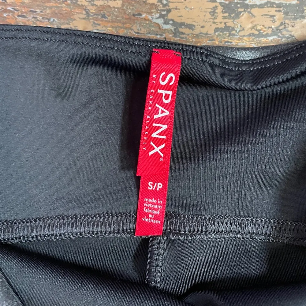 SPANX Faux Leather Leggings Track White Stripe Black High Rise - Sz S 💚🎀 - Image 13