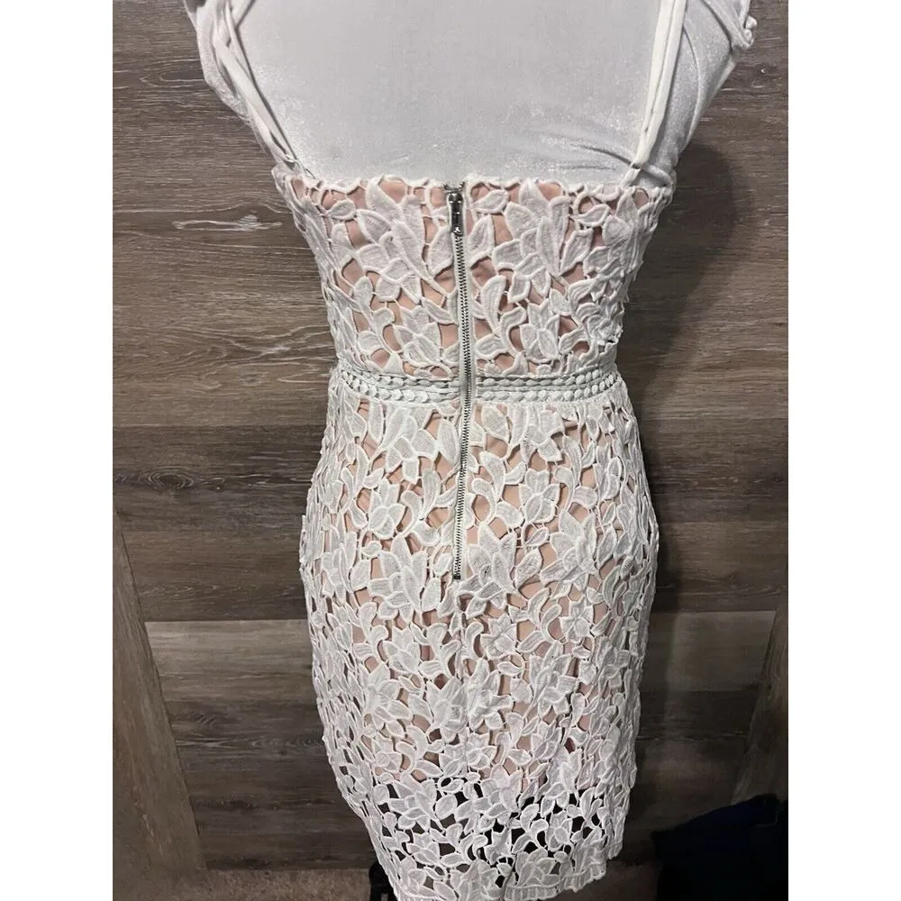 Lulu’s White Crochet Lace Dress Sz Small Hoco Prom Party Cocktail - Image 4