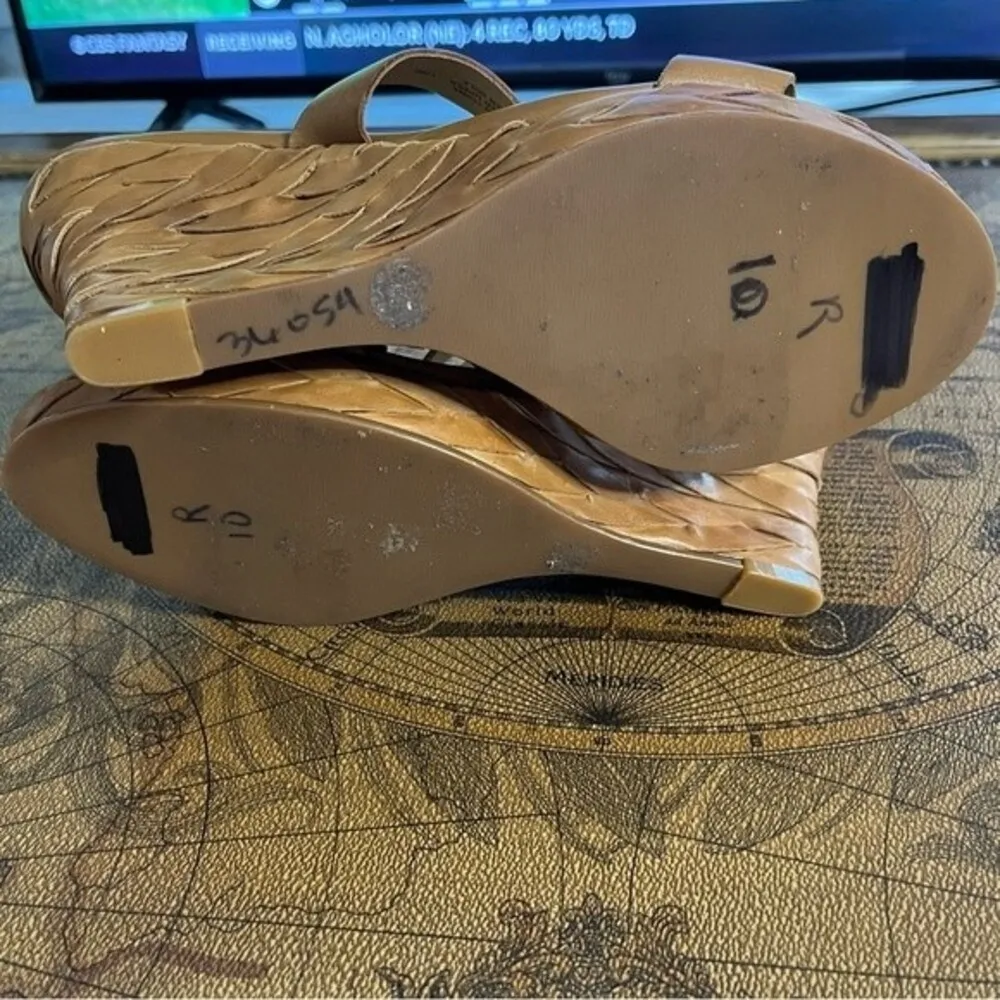 Michael Kors Womens Wedge Leather Strappy Platform Sandal Gold Accent sz 10 - Image 7