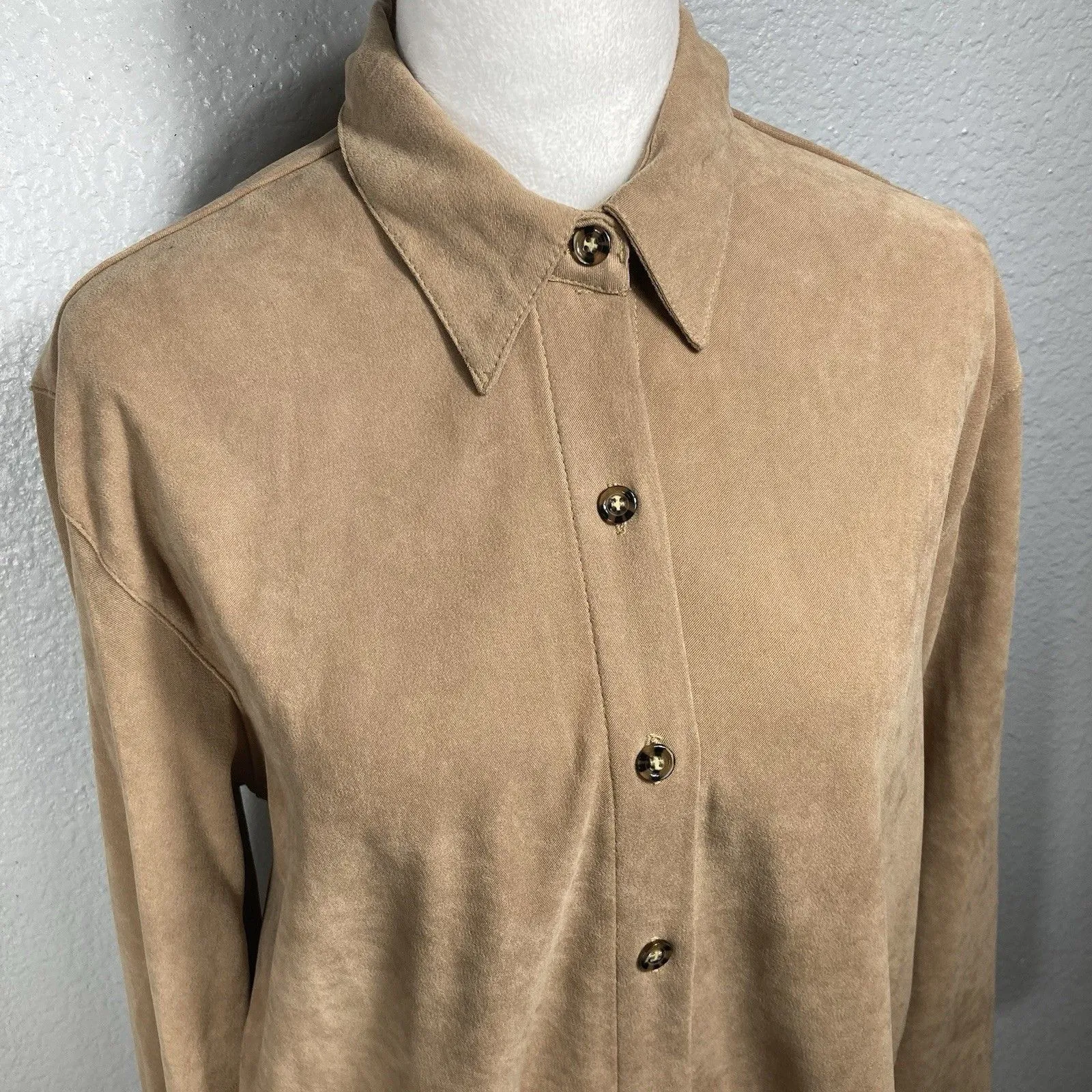 Beige Womens Shirt Jacket M Tan Microsuede Button Shacket Academia Neutral Norm Size M - Image 3