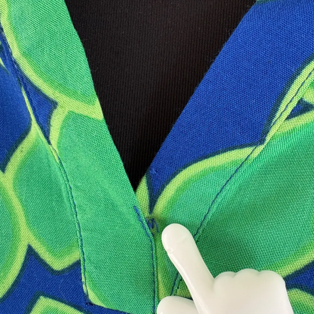 Escapada Geometric Bell Sleeve Top Womens Size Small Blue And Green - Image 8