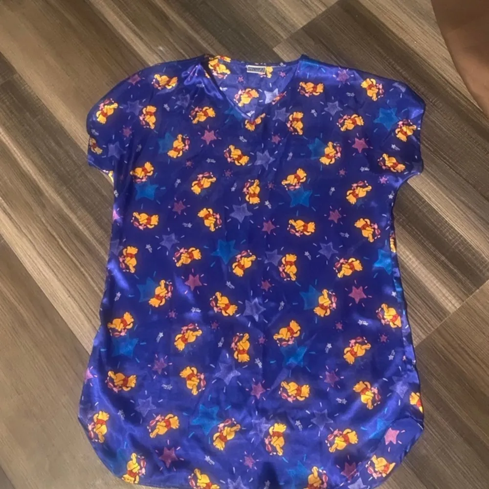 Disney Winnie the Pooh nightgown - Image 7
