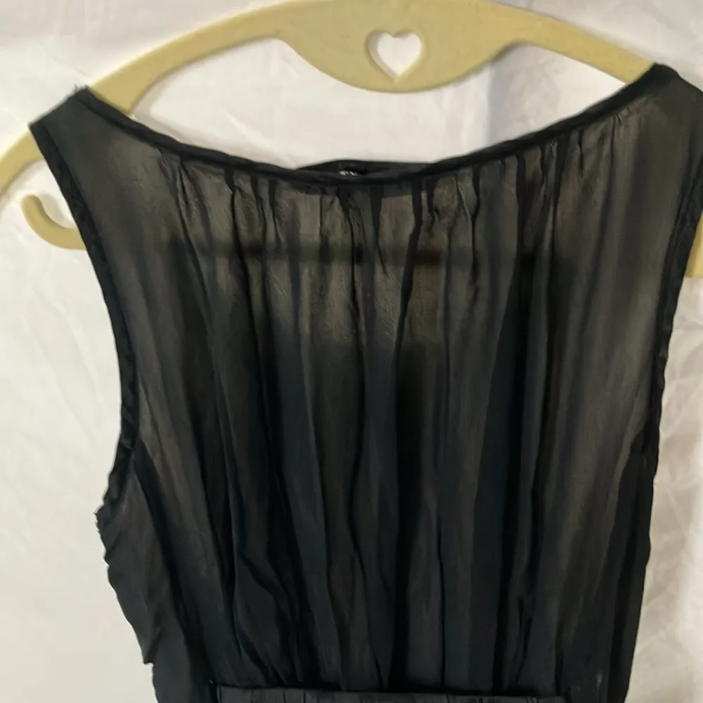 Banana Republic:Black Sheer top layer with cream liner-Jeweled belt- elastic- 6 - Image 8