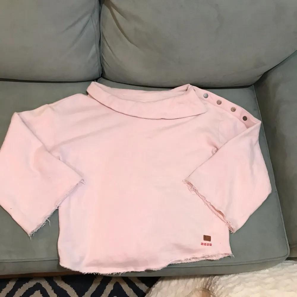 Peace Love World pink sweater Asymmetrical Neck Sweater XS  raw hem - Image 2