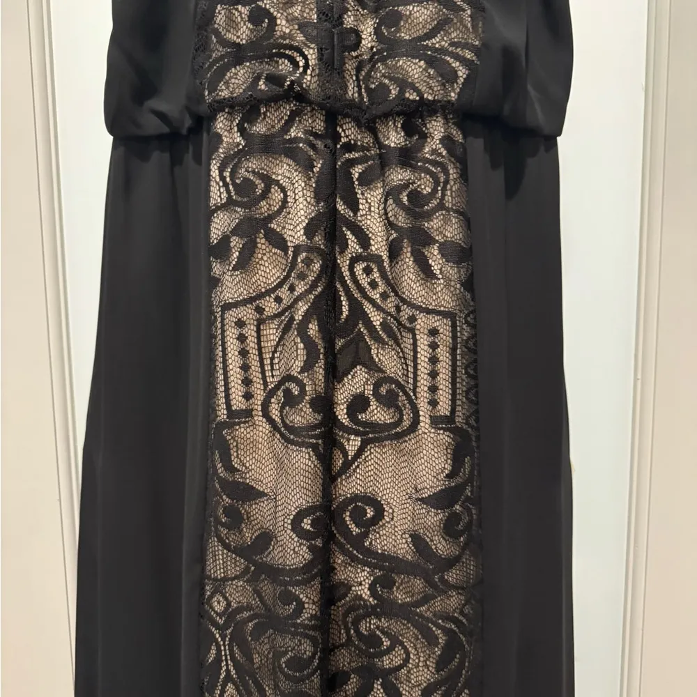 London Times Black Nude Lace Chiffon Halter Maxi Evening Gown – Size 6 - Image 8