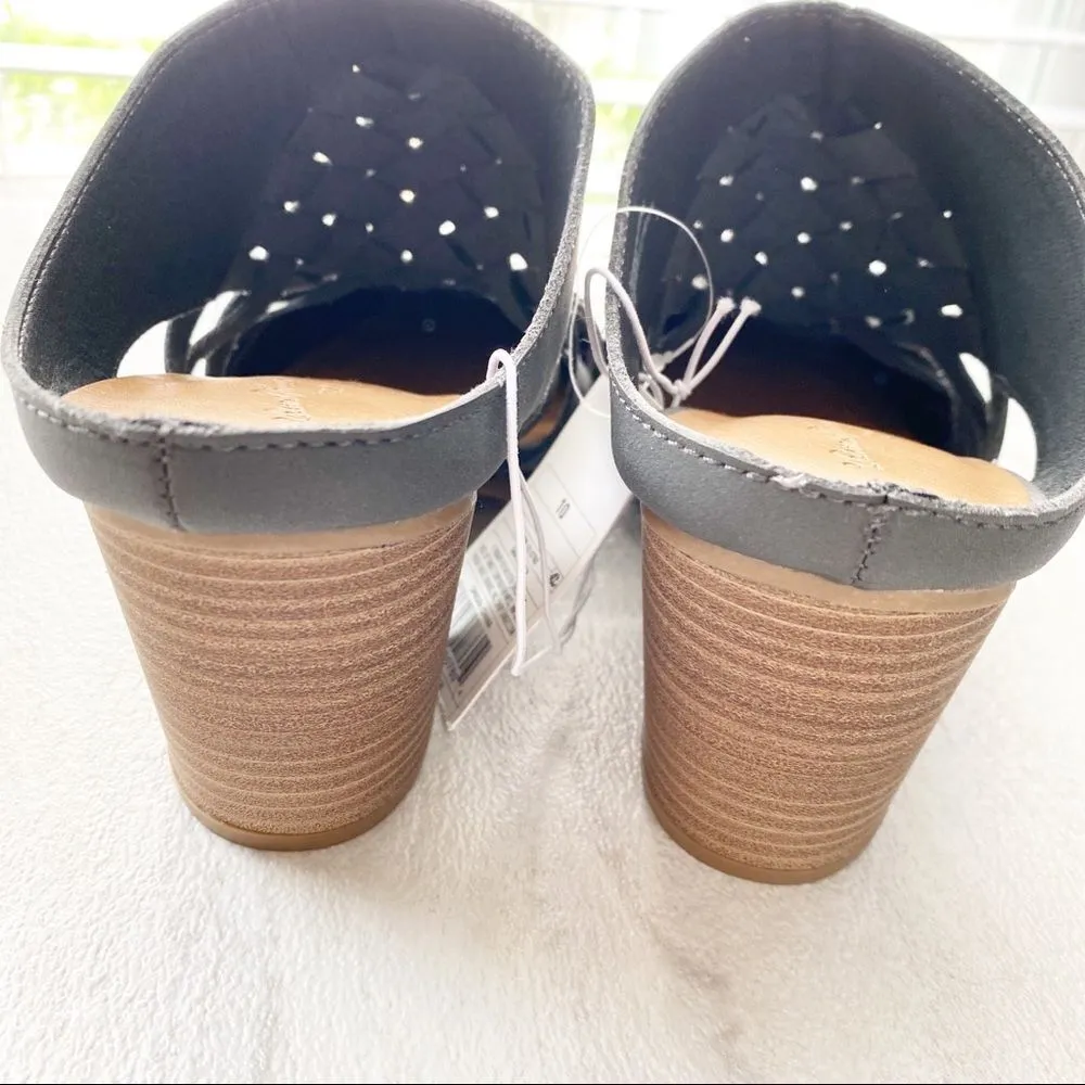 Universal Threads Universal Thread Aiden Huarache Heeled Grey Mules - Image 4