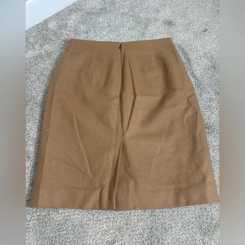 NWT J. Crew Factory The Pencil Skirt Womens Size 4
Camel Double Serge Wool Blend Tan - Image 5