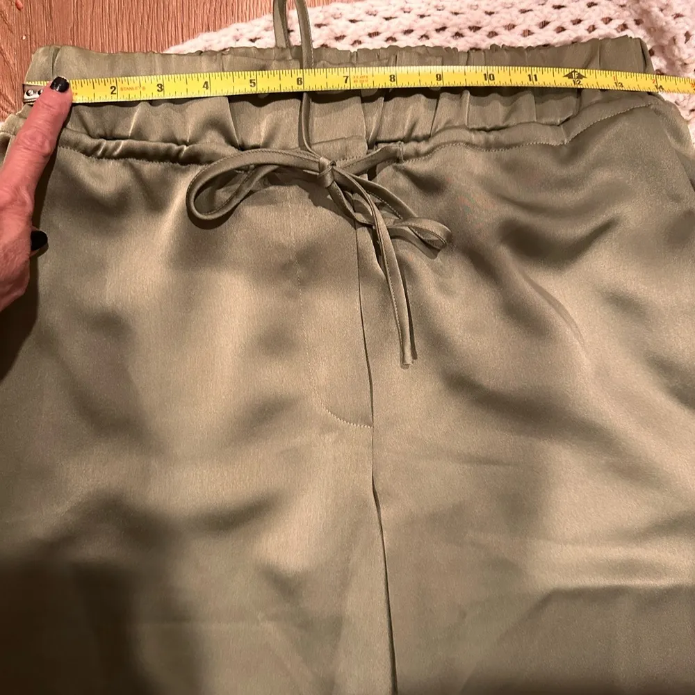 NEW SONG OF STYLE WOMENS Olive Green Satin Pants XS WIDE LEG - Image 2