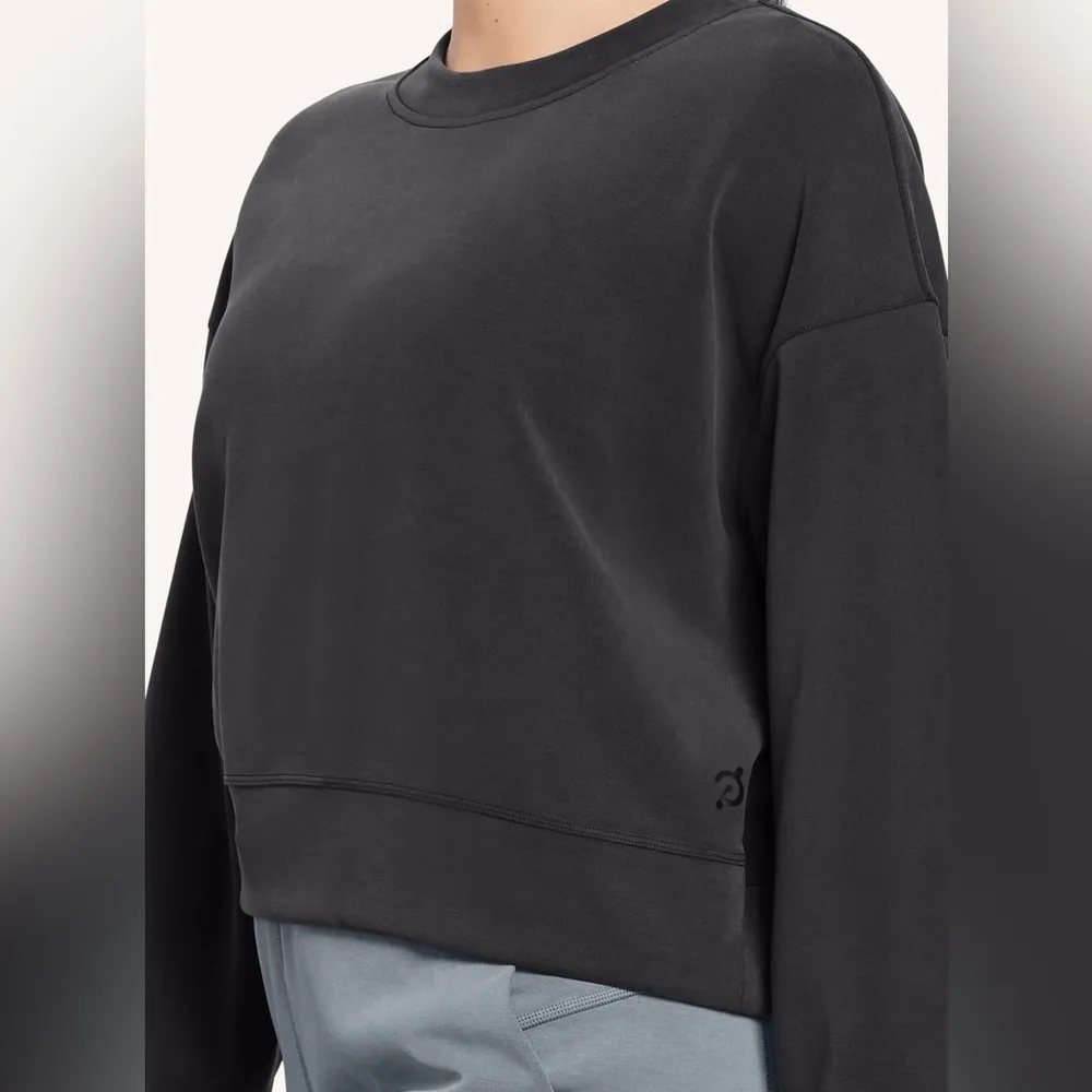 Lululemon Perfectly Oversized Cropped Crew softstreme size 6 small black - Image 3