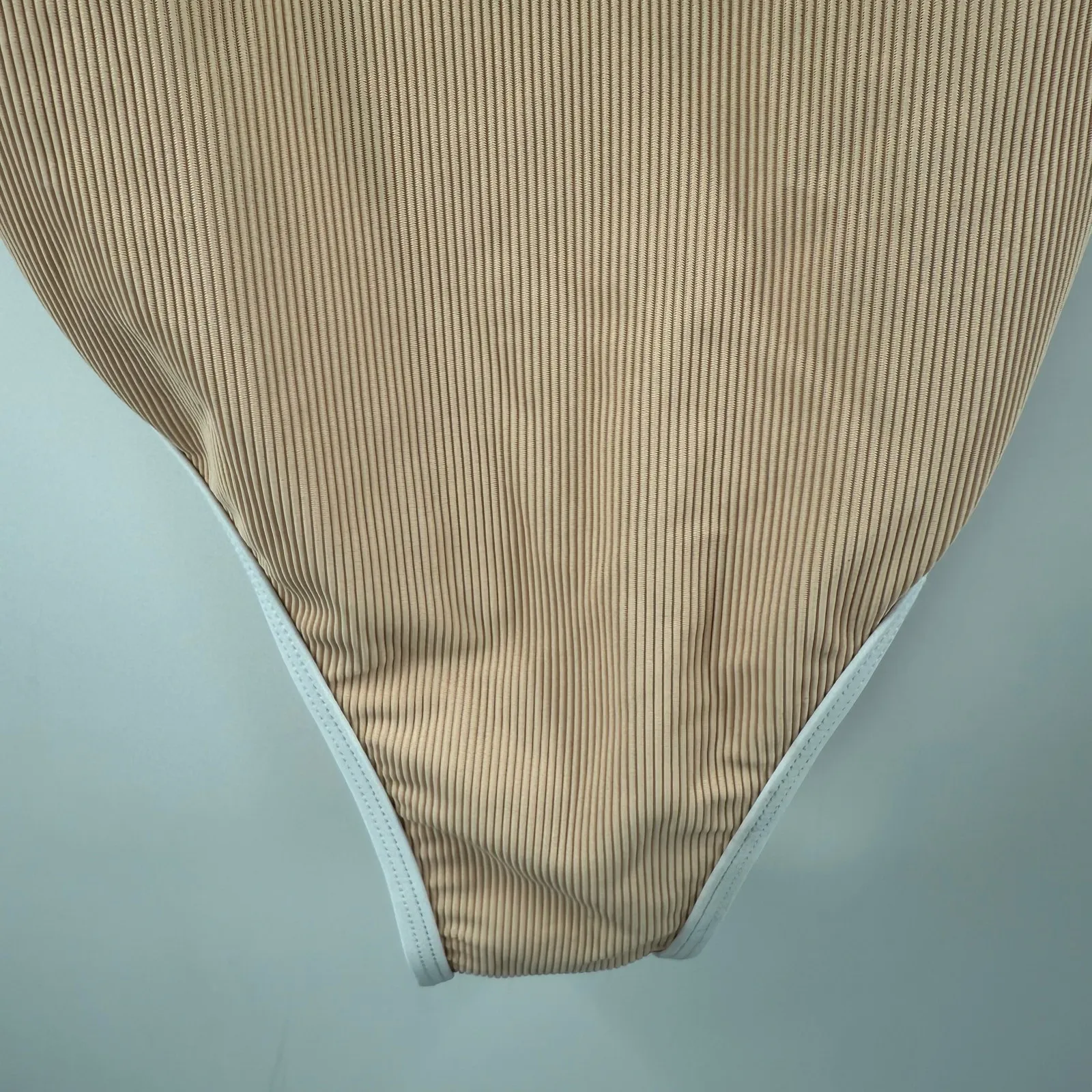 LAINSNOW Swimsuit Size Large NEW Ocean Isle One Piece NWOT Rib Open Back Beige White - Image 14